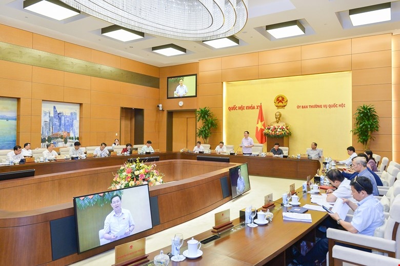 Thường vụ Quốc hội thảo luận Luật Đất đai, cơ chế đặc thù cho TP Buôn Ma Thuột
